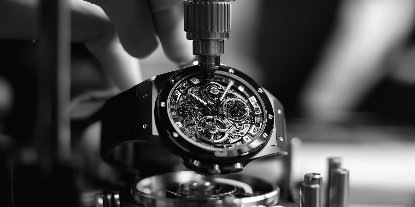 Restauro di Orologio Vintage — lavorazione in officina